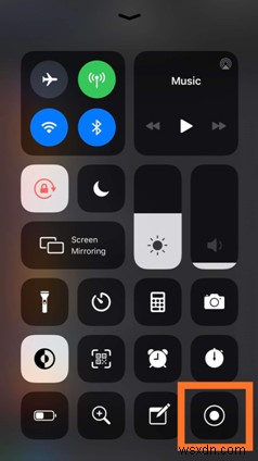 iPhoneで音声付きの画面録画をする方法|マイク録音の手順を徹底解説