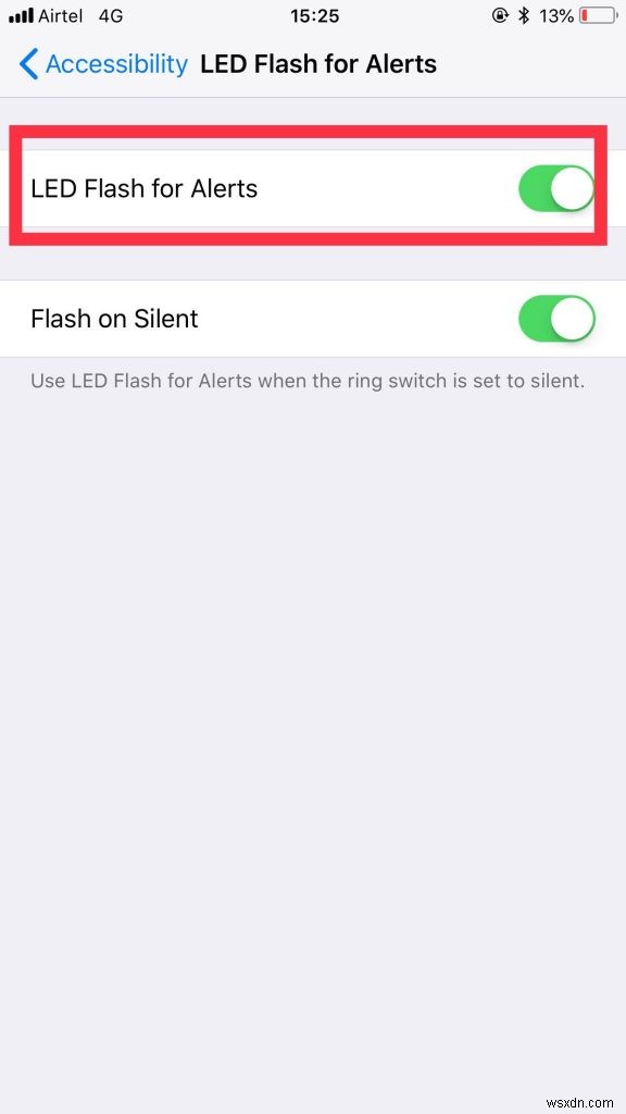 iPhoneでLEDフラッシュ通知を有効にする方法|サイレントモード設定の手順も解説