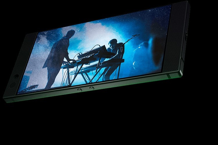 Razer Phone徹底解説――ゲーマーのために生まれた次世代スマートフォン