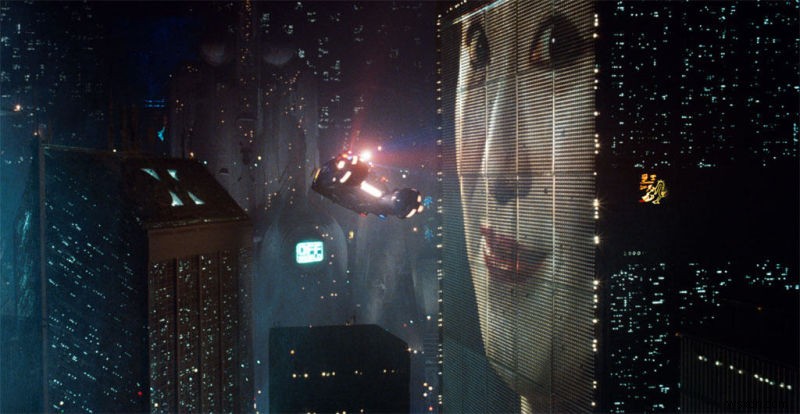 未来を的中させたSF映画7選――空想が現実になった驚きのテクノロジー