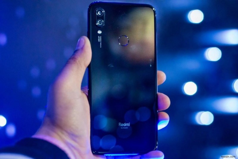 格安スマホ vs フラッグシップスマホ：どちらを選ぶべき？徹底比較ガイド