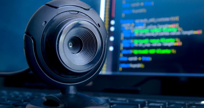 【解決済み】Windows 10でウェブカメラが真っ暗になる(ブラックスクリーン)問題の直し方