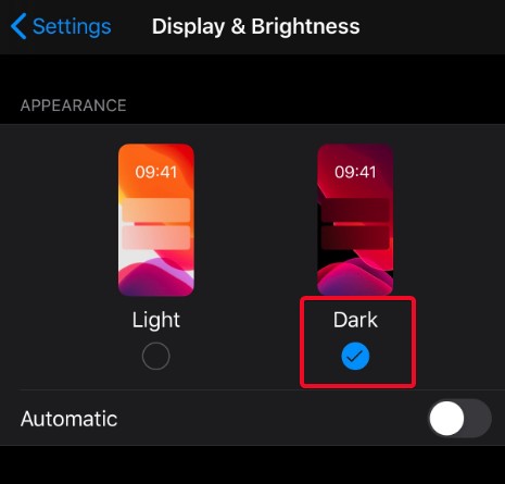 暗闇でiPhoneを使うと目が疲れる?目の負担を軽減する4つの便利な設定テクニック