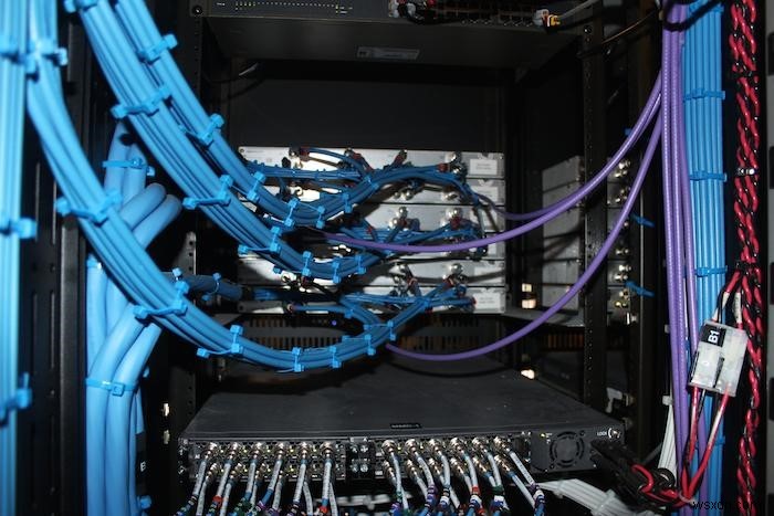 アメリカのインターネット料金が高すぎる理由と、データ使用量をチェックして節約する方法