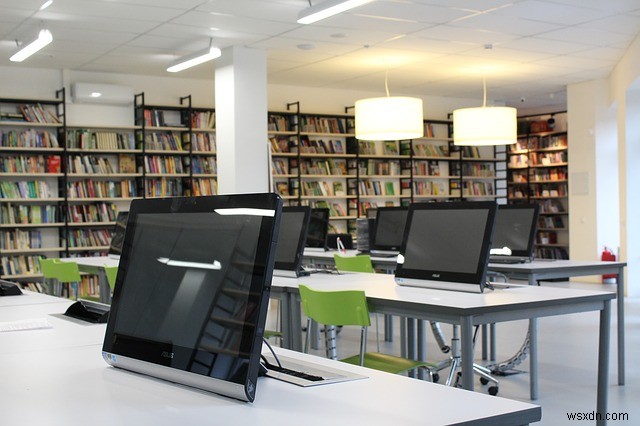 図書館のデジタル化と無料読書プラットフォーム――紙の本と電子書籍、その未来はどちらへ