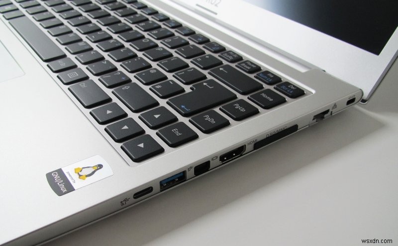 Slimbook Pro2が到着――Linuxデスクトップ本気運用に挑戦、その出来栄えは実に見事