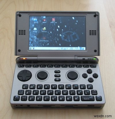 OpenPandoraレビュー 第2回:ファームウェア更新とXfceデスクトップを徹底検証