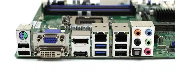マザーボードの各パーツと役割を徹底解説!初心者にもわかる基礎知識