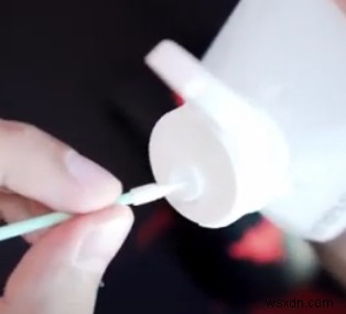 ゲーミングマウスの正しい掃除方法|初心者でもできるクリーニング術とメンテナンスのコツ