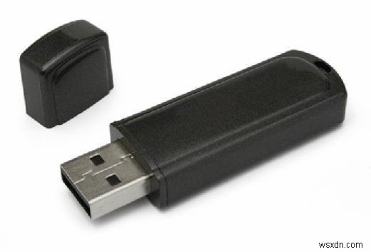 USBフラッシュドライブ(USBメモリ)とは?仕組み・規格の変遷からメリット・デメリットまで徹底解説