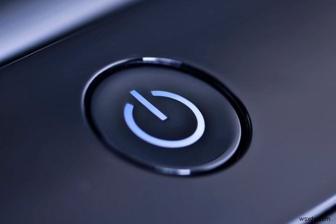電源が入らないDellノートパソコンを直す方法|専門家による8つの対処法