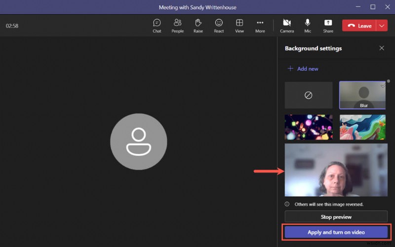 Microsoft Teamsで背景をぼかす方法|Windows・Mac・モバイル完全ガイド