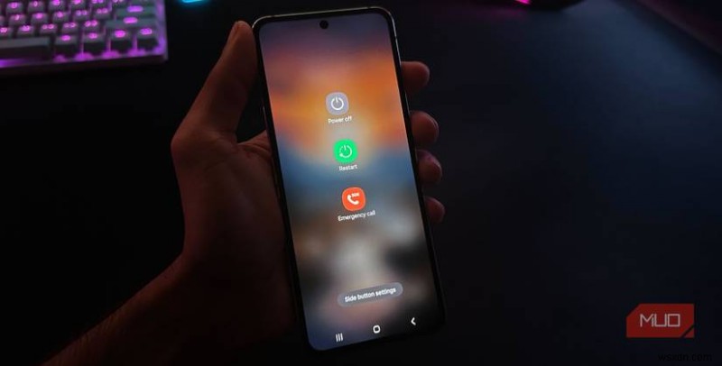 スマホやタブレットが水没したときの簡単な復旧手順