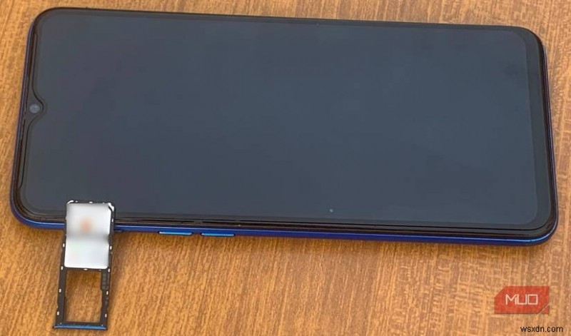スマホやタブレットが水没したときの簡単な復旧手順