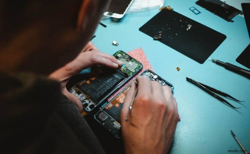 スマホやタブレットが水没したときの簡単な復旧手順