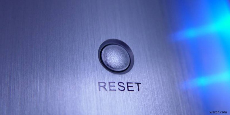 MacBookの画面が真っ黒になる7つの対処法|修理に出す前に試したい解決策