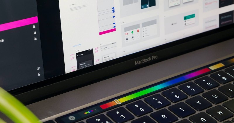 MacBook ProのTouch Barを簡単にスクリーンショット撮影する方法:ステップバイステップガイド