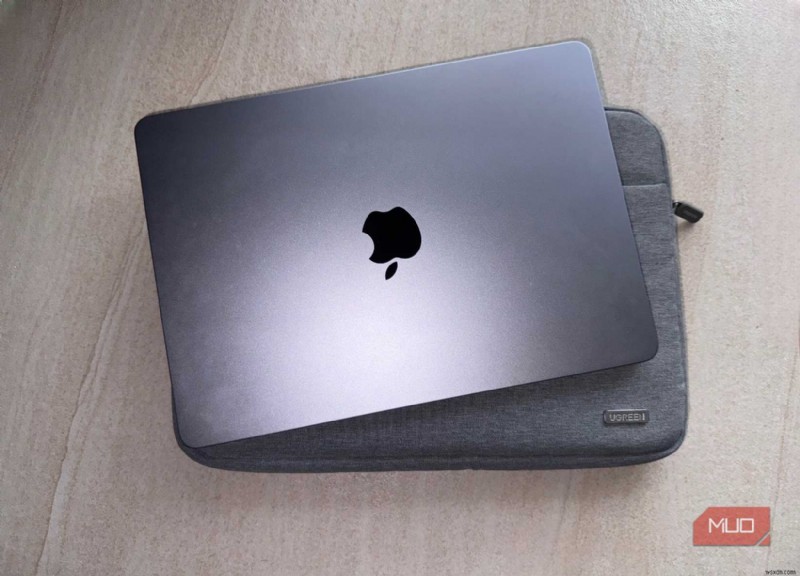 MacBookを長持ちさせる方法:落下や傷から守る実践ケア術4選