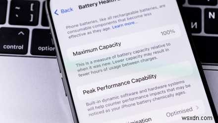 キッチンにスマホを置くのをやめた理由|知らないとバッテリーが劣化するかも