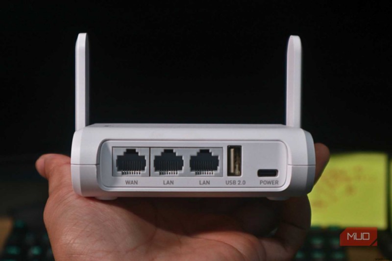 カフェでリモートワークを快適に!生産性を最大化する必須USB-Cアクセサリ5選
