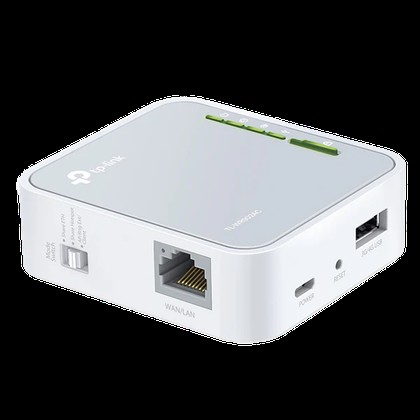 カフェでリモートワークを快適に!生産性を最大化する必須USB-Cアクセサリ5選