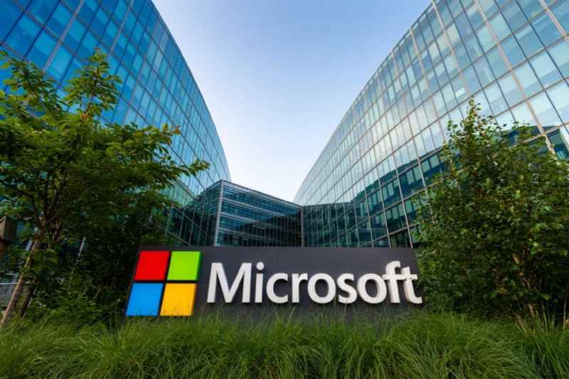 マイクロソフト、TeamsのWi-Fi位置情報機能の説明を無言で修正――提供は2026年1月へ