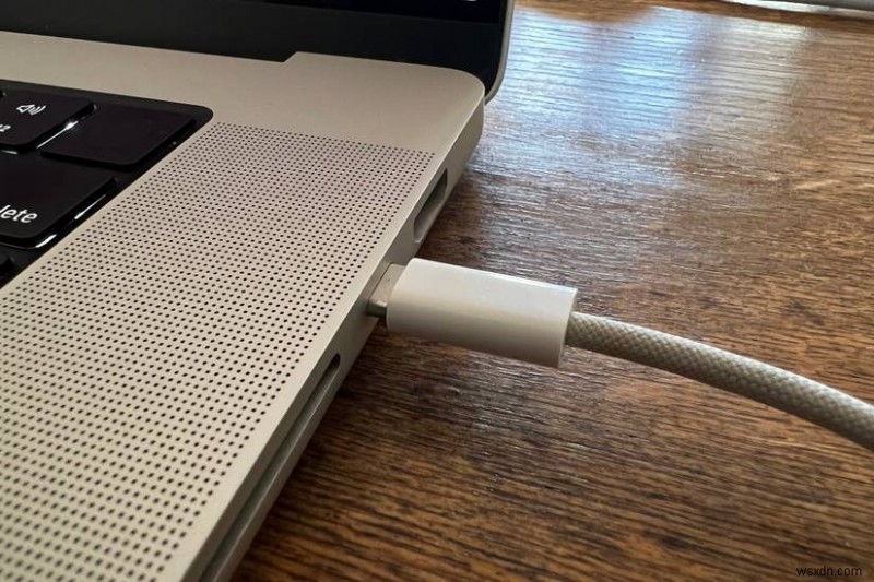 MacBookが充電できないときの対処法|原因別トラブルシューティングと今すぐ試せる解決策