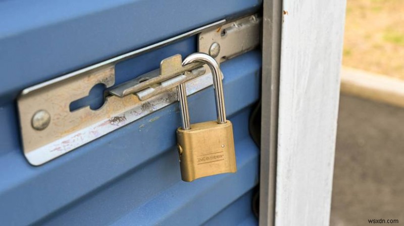 パスキーを友人や家族と共有する方法と注意点|知っておくべきこと