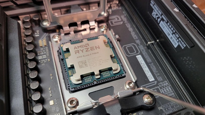 CPUの取り付け方を完全解説!初心者でも失敗しない安全・確実な装着ガイド