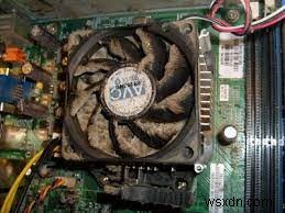 マザーボードから煙が出る原因と対処法|診断・修理の完全ガイド