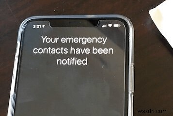iPhoneが緊急SOS画面から抜け出せないときの対処法6選｜簡単に試せる解決策