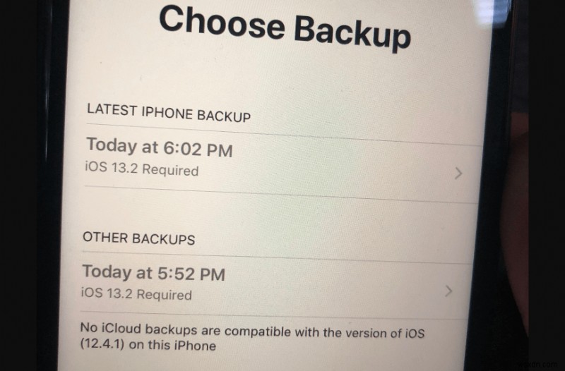 「このiPhoneのiOSバージョンと互換性のあるiCloudバックアップはありません」エラーの原因と解決策