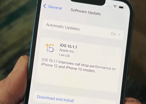 Appleが「iOS 15.1.1」を緊急リリース!アップデートすべきか判断するための完全ガイド