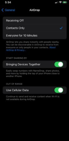 Appleデバイス間で動画をAirDropで送る方法【初心者向けかんたんガイド】