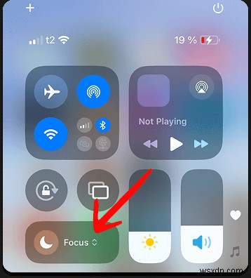 iPhoneの「おやすみモード」完全ガイド|集中モードでの使い方と設定方法