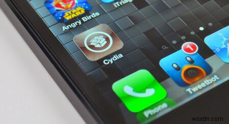 iPhoneの脱獄(Jailbreak)はやるべき?メリット・デメリットと注意点を徹底解説