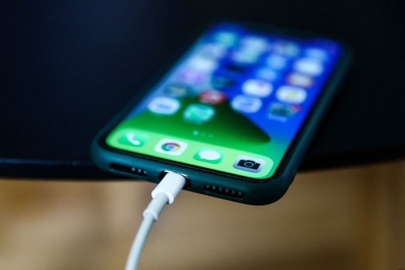 iPhoneが読み込み画面で固まる・進まないときの対処法｜初心者でもできる簡単解決ガイド
