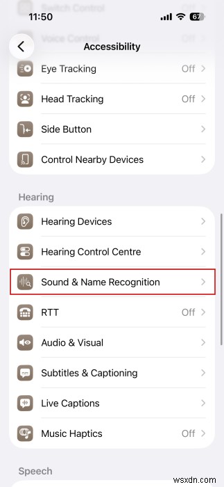 iPhoneの新機能「名前認識」徹底解説 – イヤホン装着中でも周囲とのつながりを保てるiOS 26の便利機能