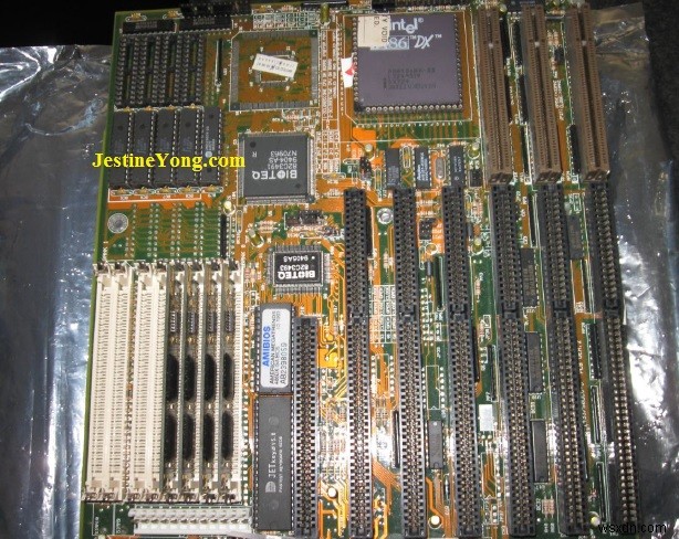 レトロPC復活劇:486DX-2マザーボードのRTC内蔵リチウム電池を交換して「CMOS BATTERY LOW」エラーを解消する方法
