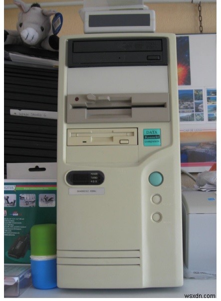 レトロPC復活劇:486DX-2マザーボードのRTC内蔵リチウム電池を交換して「CMOS BATTERY LOW」エラーを解消する方法