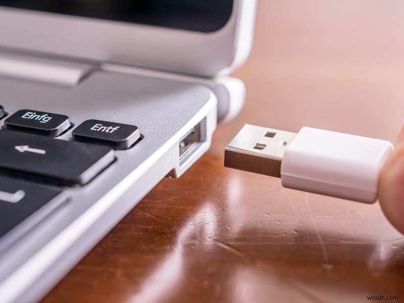 USBポートが動かない・認識しない?プロが教える誤作動の原因と直し方 完全ガイド