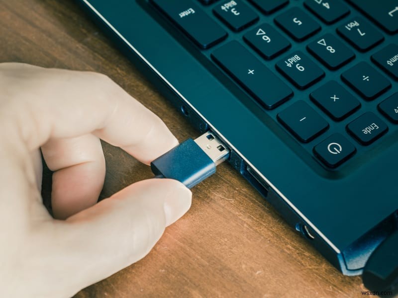 USBポートが動かない・認識しない?プロが教える誤作動の原因と直し方 完全ガイド