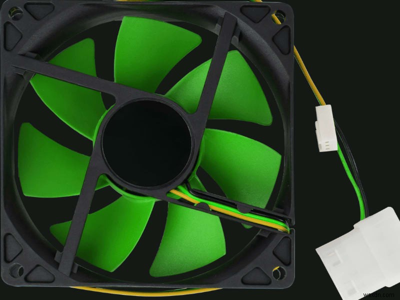 PCファンの騒音とホコリの蓄積を解消する方法|ステップバイステップ完全ガイド