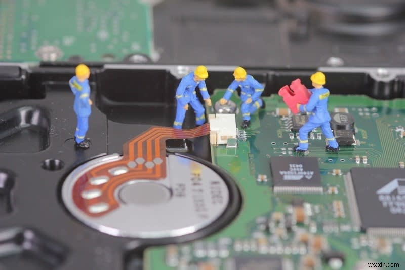 パソコン修理にはどれくらい時間がかかる?専門業者が解説する修理の流れと所要日数