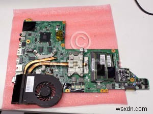 HP Pavilion DV6-3000修理ガイド|過熱とフタ閉じ不良を直すボトムケース交換の手順