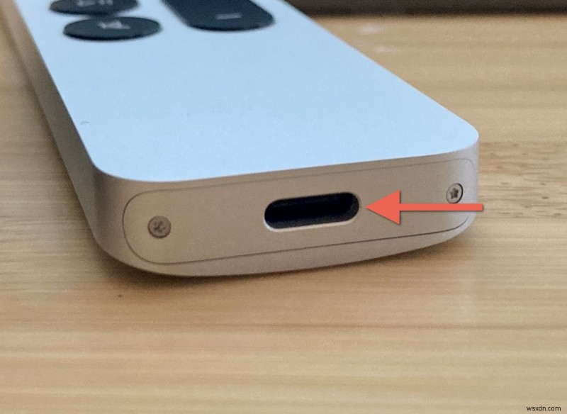 Apple TVリモコンの充電方法を完全解説！ケーブル選びからバッテリー残量の確認まで
