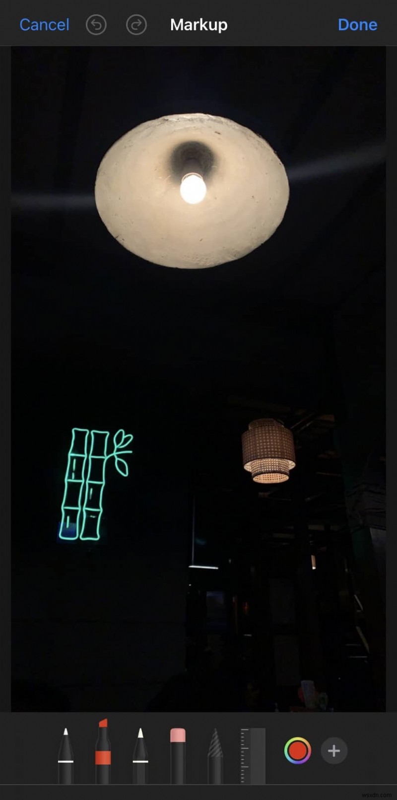 iPhoneの写真に手描きイラストを追加する方法|標準の「マークアップ」機能を活用しよう