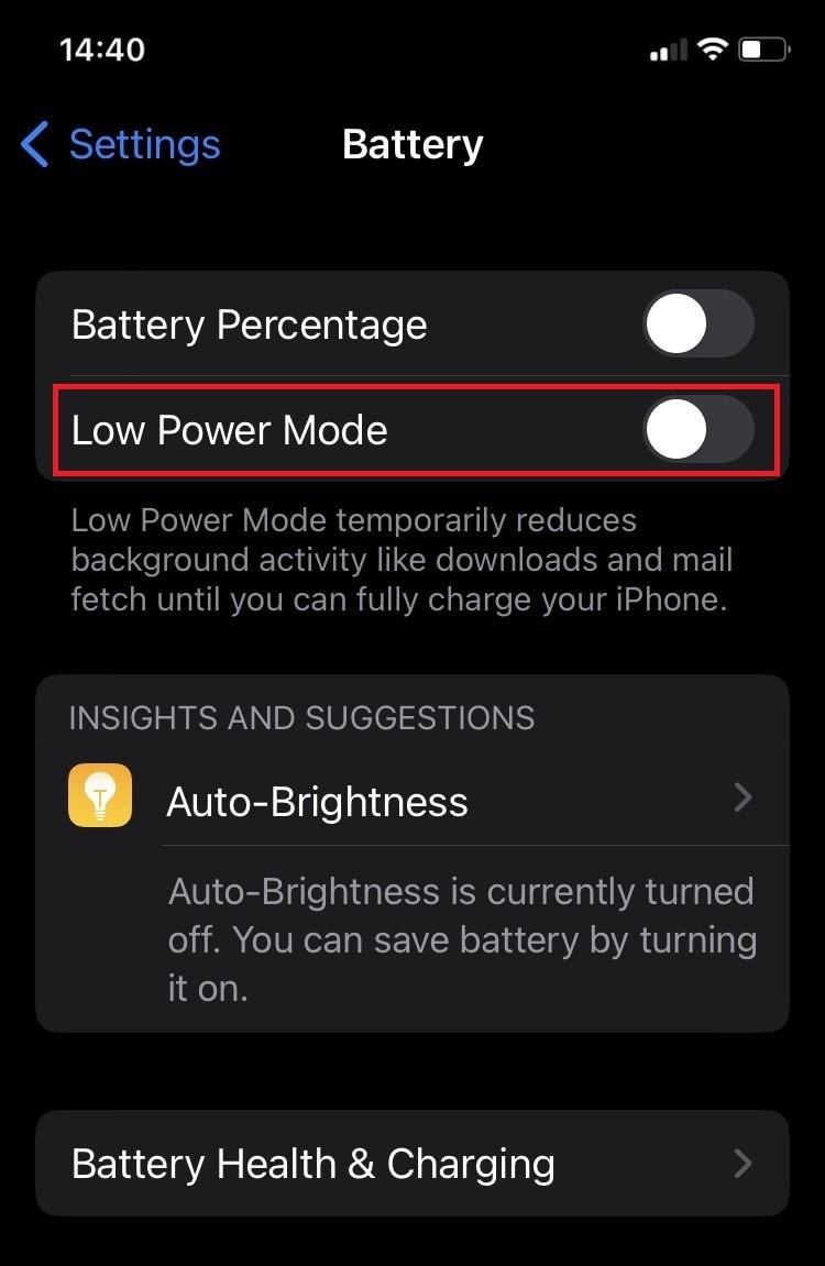 iPhoneでWhatsAppが「接続中」のまま固まる問題を解決する方法|原因と対策を徹底解説