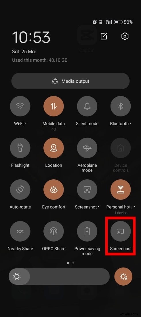 スマートTVでDailyWire+を視聴する方法|Samsung TV・Roku・Apple TV対応の完全ガイド