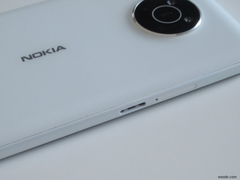 Nokia X10長期使用レビュー――2年で寿命？バッテリー劣化とコスパの真実